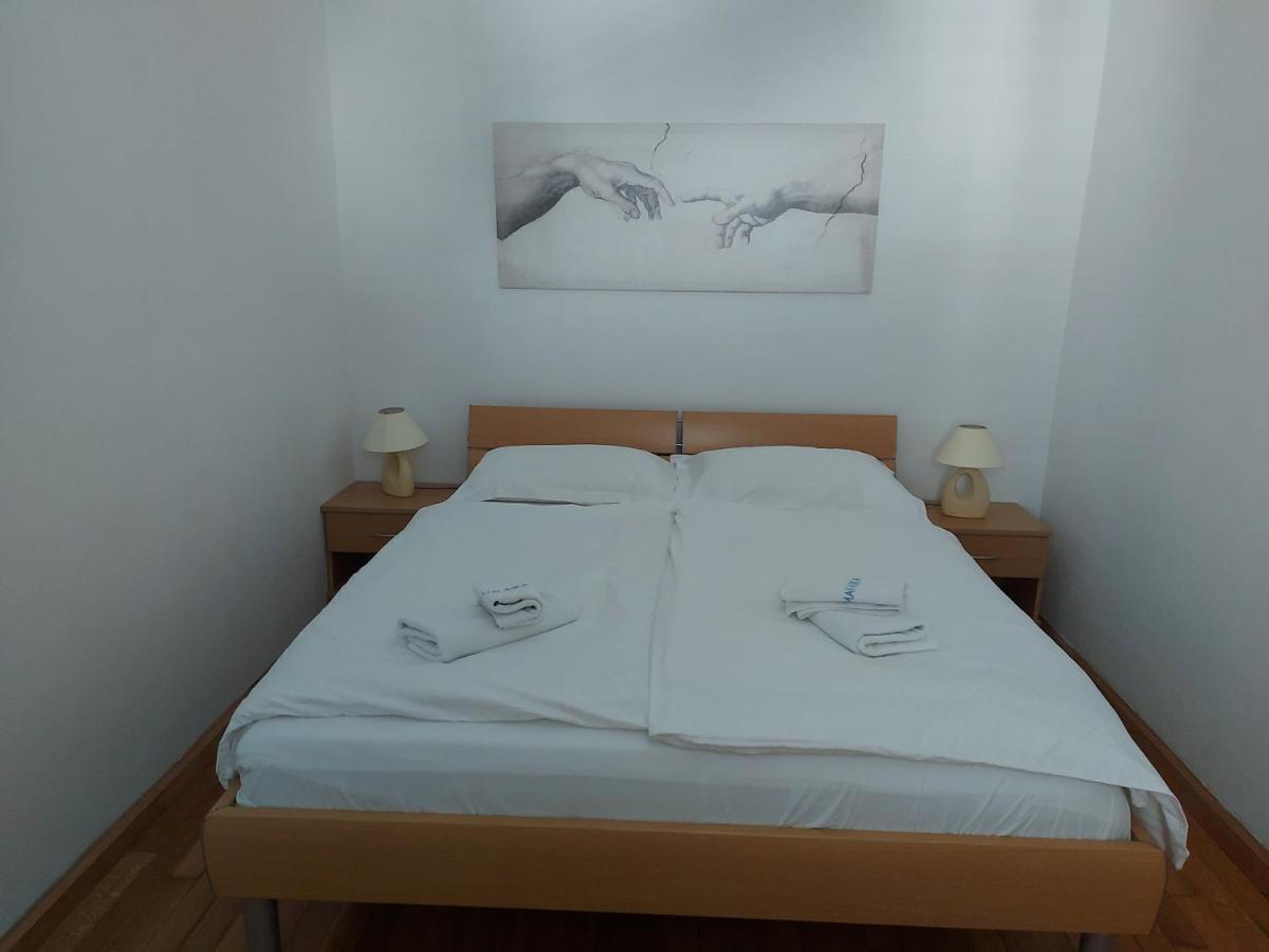 ראב Apartments Ajka מראה חיצוני תמונה